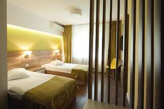 Отель Hotel Ceramica Яссы Улучшенный двухместный номер с 1 кроватью или 2 отдельными кроватями-2