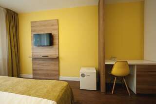 Отель Hotel Ceramica Яссы Улучшенный двухместный номер с 1 кроватью или 2 отдельными кроватями-9